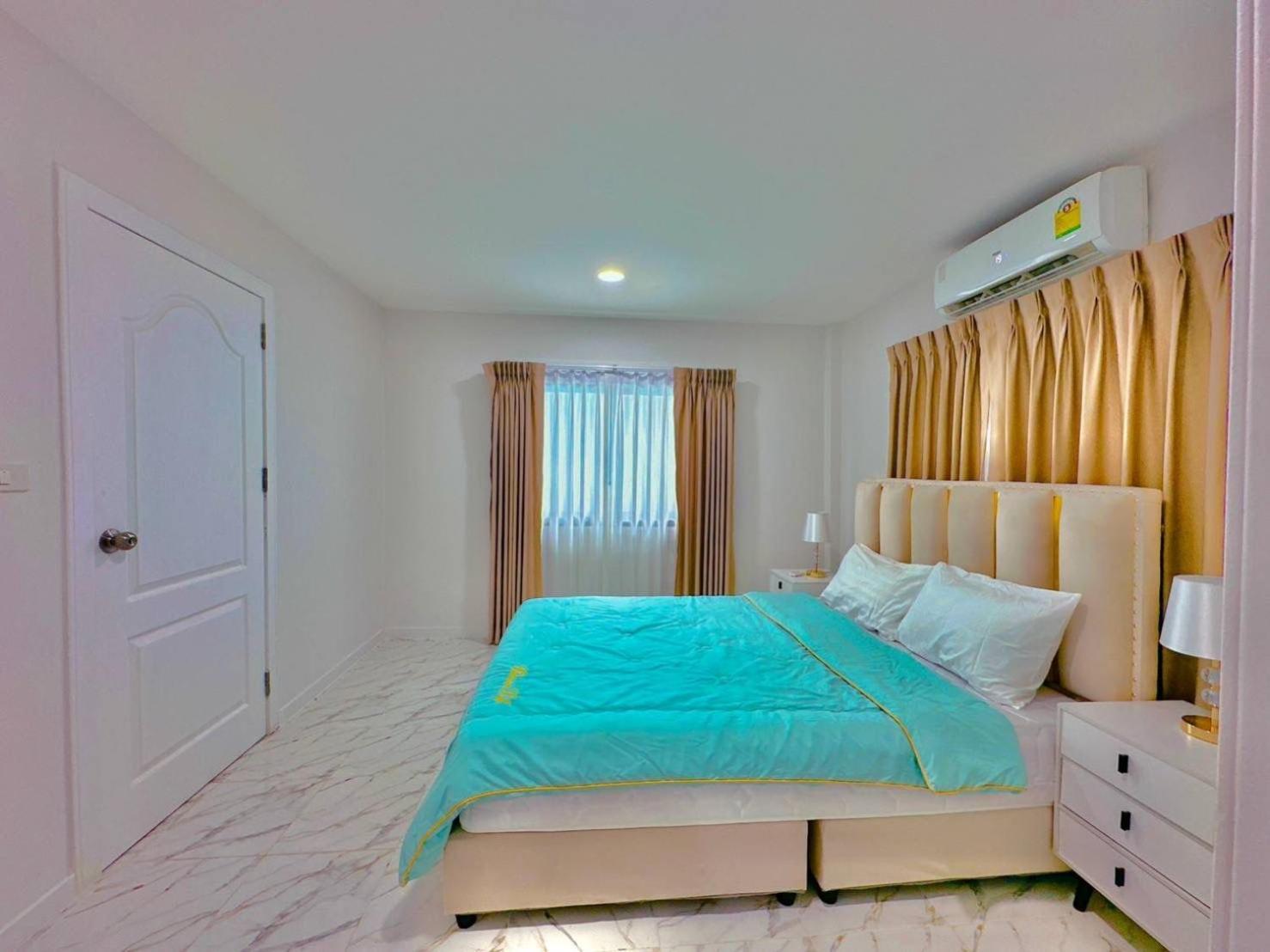 4Bedroom Pool Villa Near Walking St Bonk Pattaya Exteriör bild