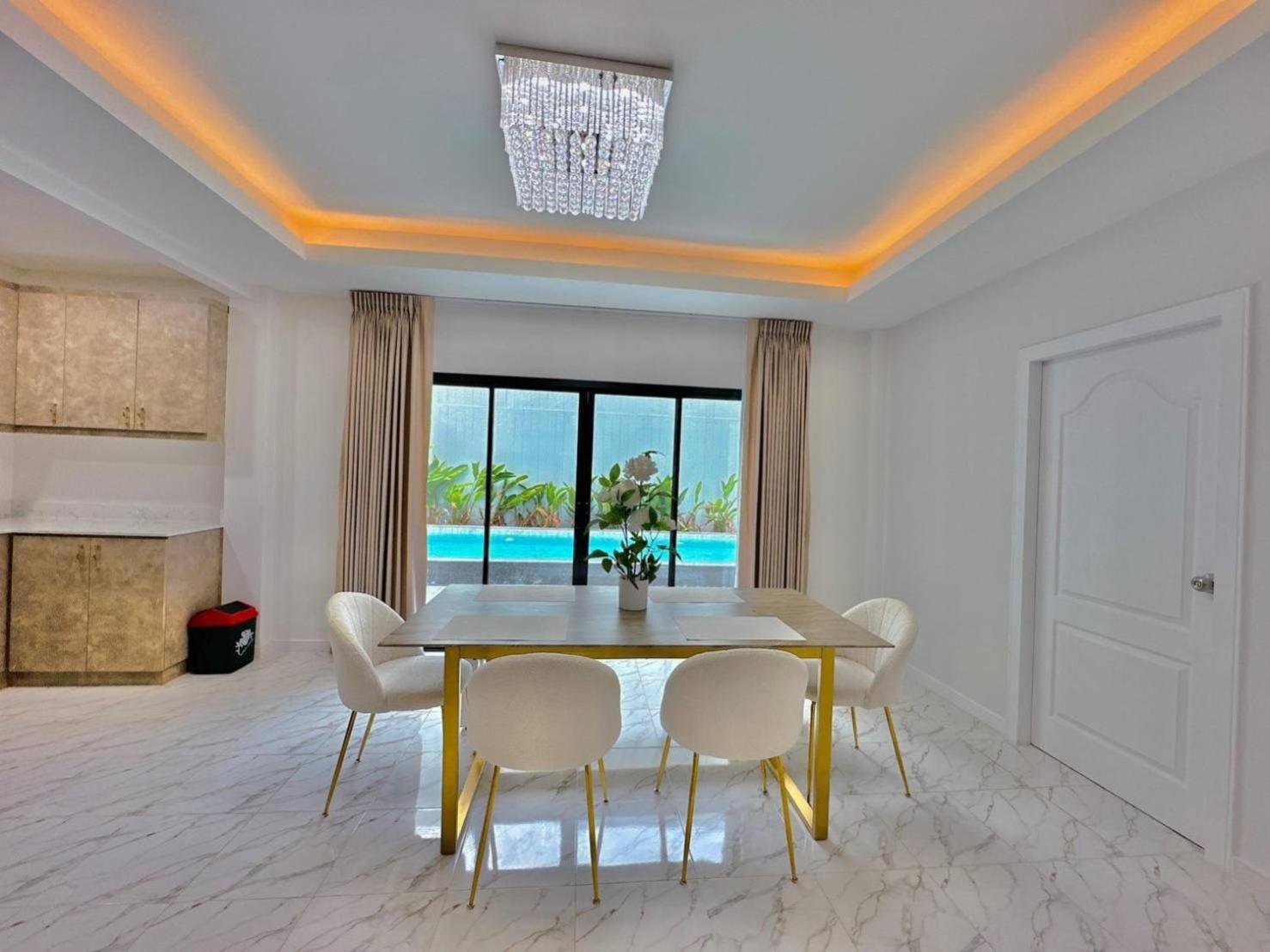4Bedroom Pool Villa Near Walking St Bonk Pattaya Exteriör bild