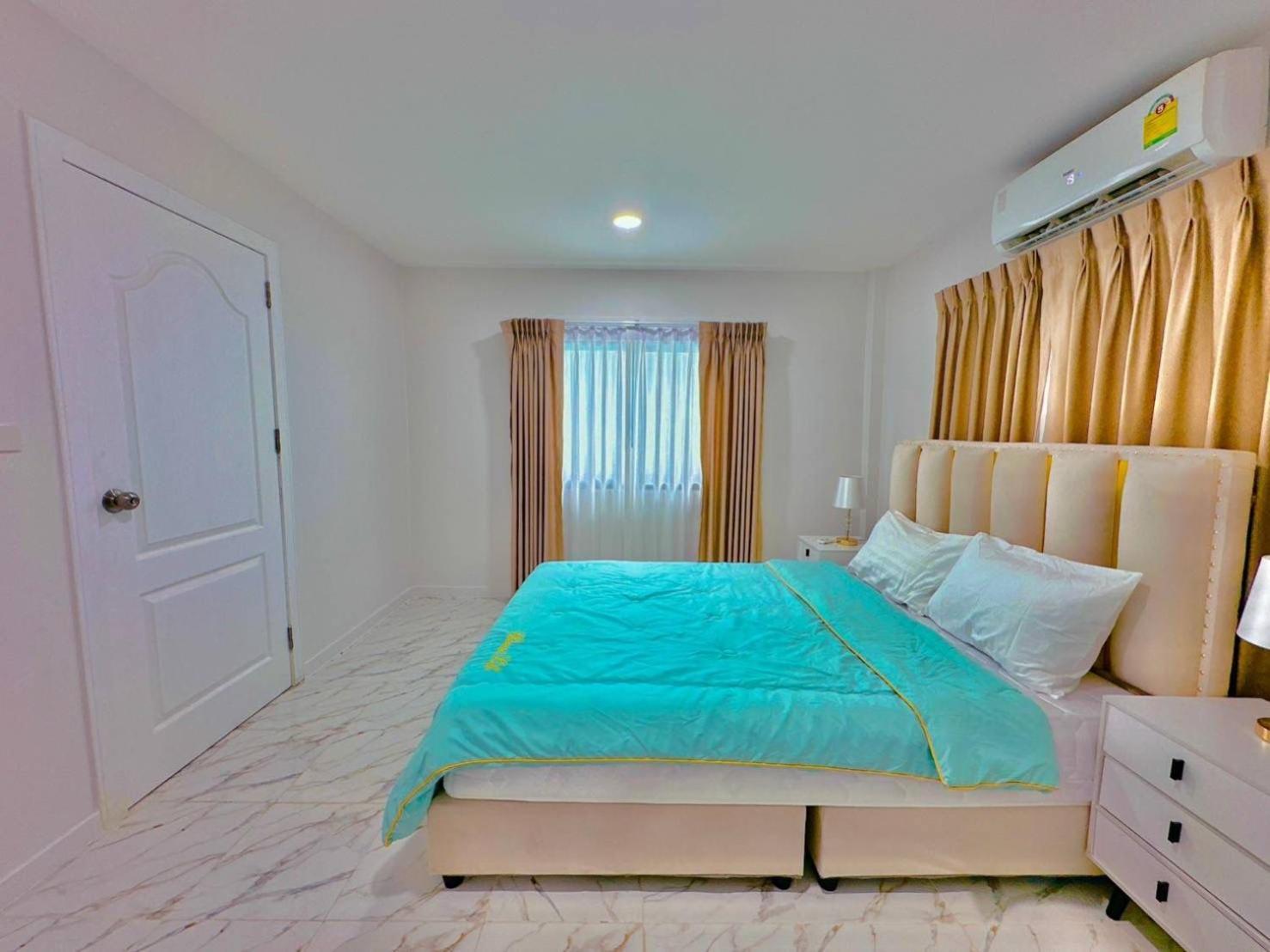 4Bedroom Pool Villa Near Walking St Bonk Pattaya Exteriör bild